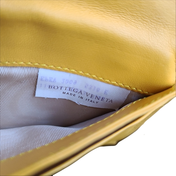 Bottega Veneta Weave Intrecciato Leather Wallet - Picture 7 of 10